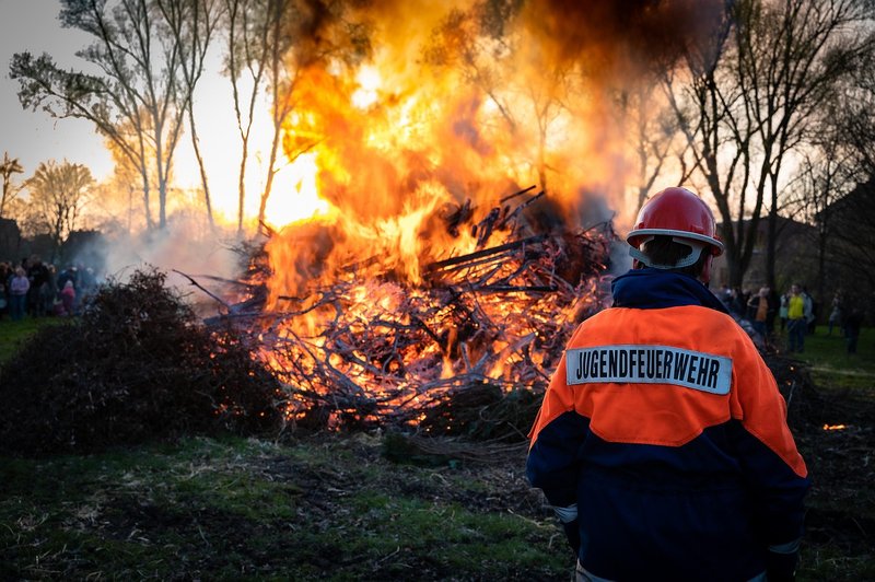 Titelbild zur Veranstaltung Jugendfeuerwehr Action Camp – Feuerwehr hautnah erleben
